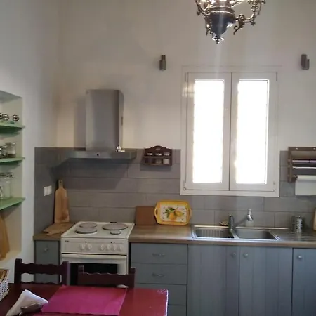 το πέτρινο, άνδρος,μεσαριά Holiday home