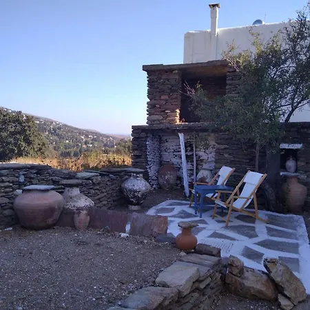 Holiday home το πέτρινο, άνδρος,μεσαριά